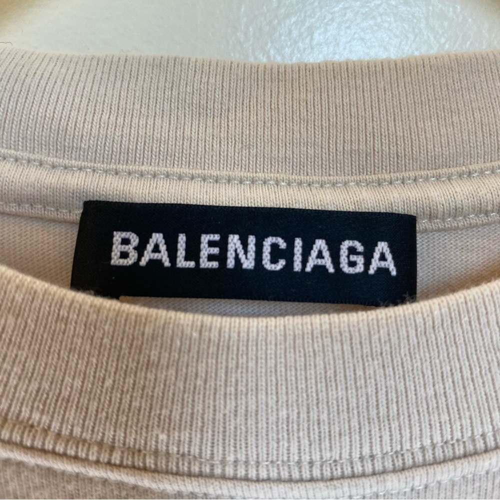 Authentic Balenciaga Back T Shirt Cream Size Medium - Picture 14 of 14